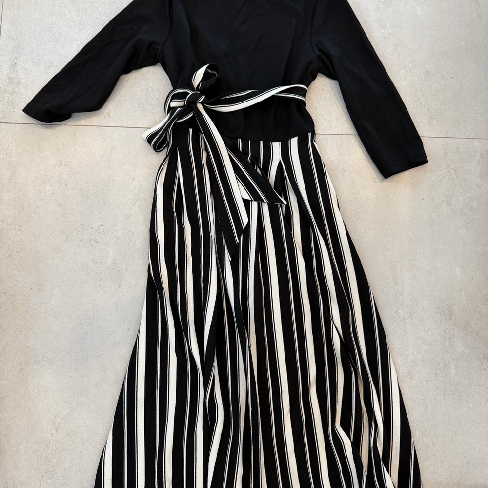 Elegant Patchwork Pockets Pleated Dress - Picture 6 of 10